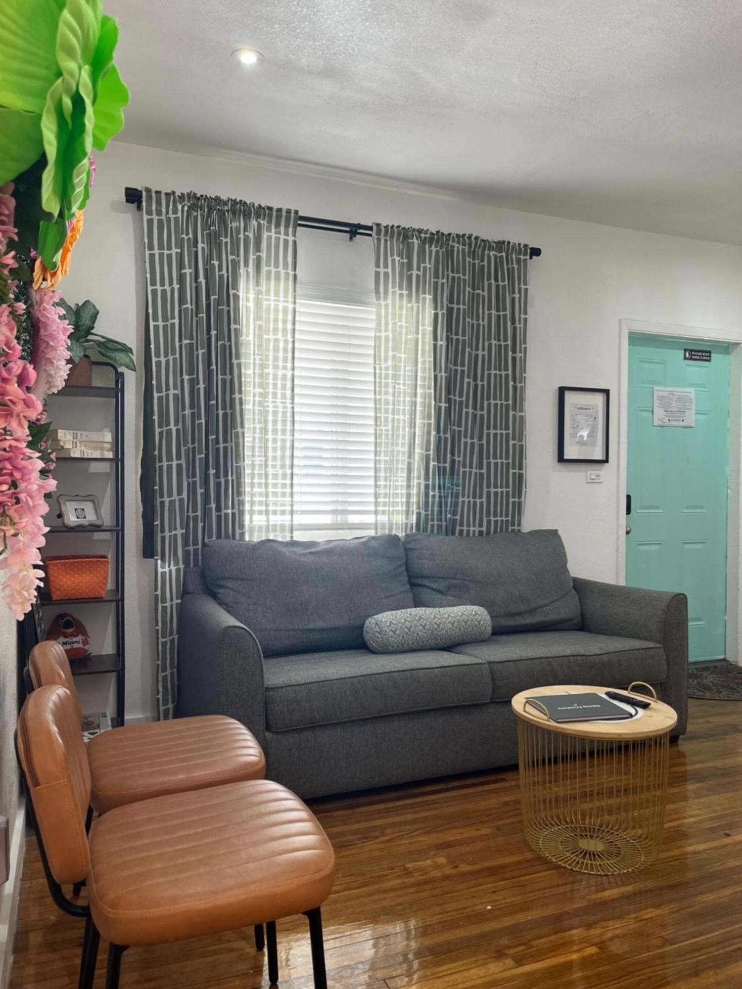 Little Havana Suites: Urban Oasis with Free Parking Miami Exterior photo