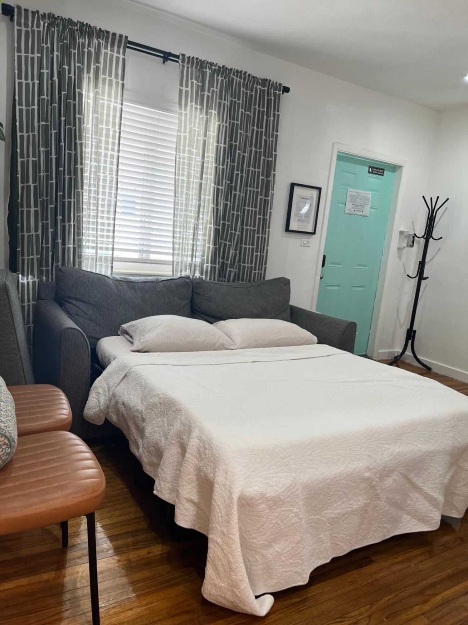 Little Havana Suites: Urban Oasis with Free Parking Miami Exterior photo
