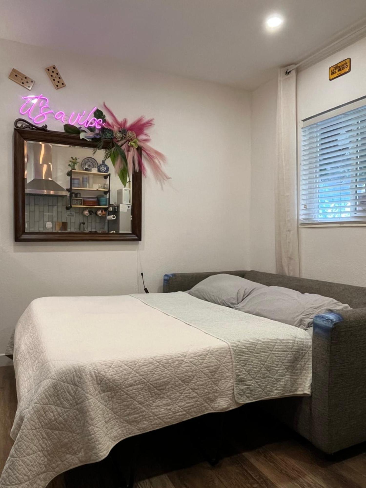 Little Havana Suites: Urban Oasis with Free Parking Miami Exterior photo